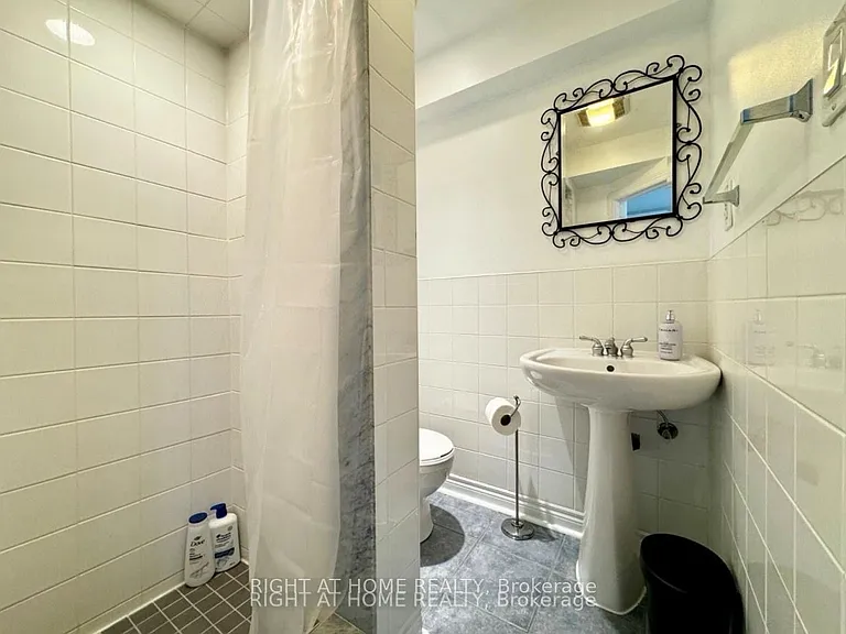 95 Giancola Cres — Photo 21