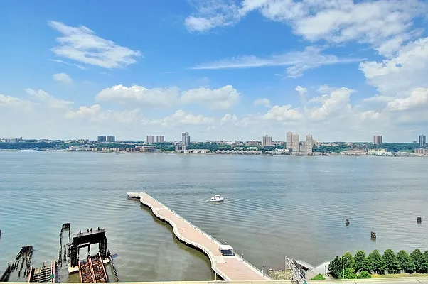 Rented by Douglas Elliman | media 20