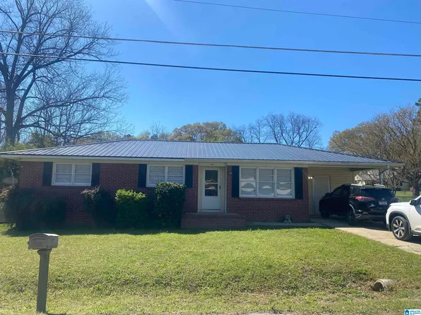 185 Hickory Dr, Oxford, AL 36203