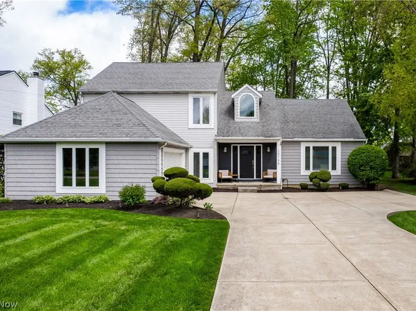 29798 Schwartz Rd, Westlake, OH 44145