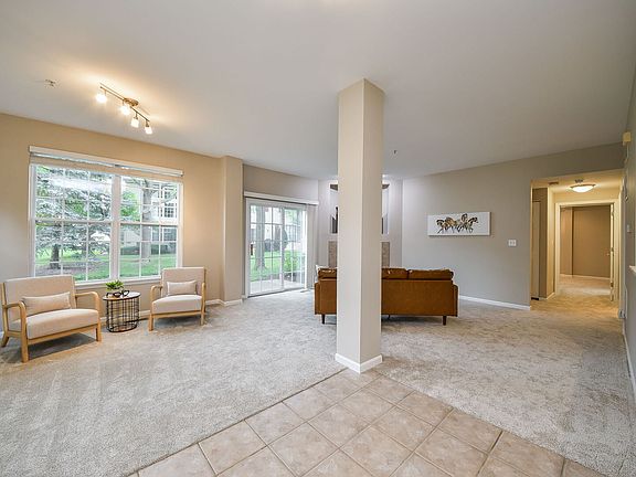 5th image of 838 Stuarts Dr
