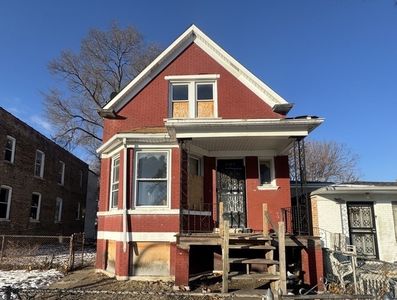 6744 S Bishop St, Chicago, IL, 60636