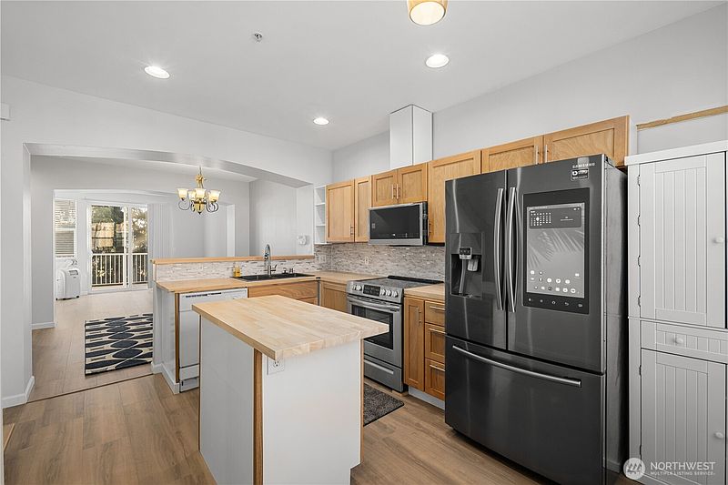 2nd image of 6231 S 233rd Street #25-2