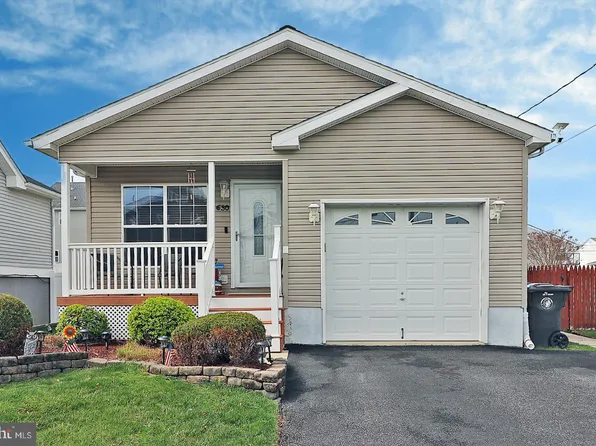 630 Goose Pl, Toms River, NJ 08753
