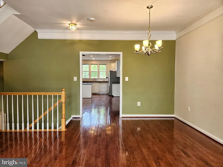 13906 Gothic Dr — Photo 11