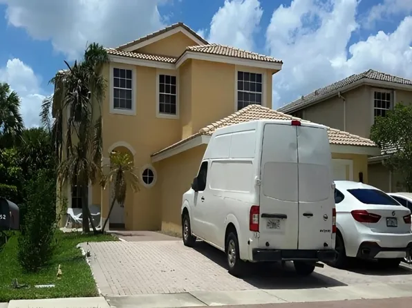 4252 SW 126th Ave, Miramar, FL 33027