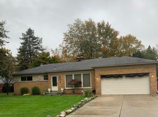 38341 Wooster St, Clinton Township, MI 48036