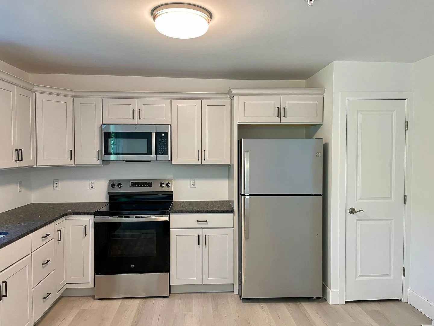 C&F 4 Unit-Longfellow — Photo 4