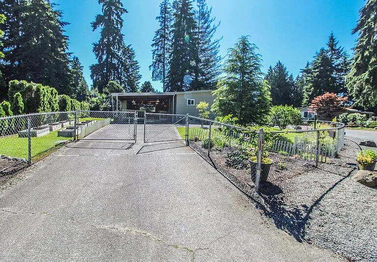 20707 31st Dr SE — Photo 2