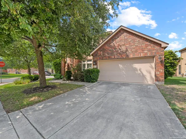 8715 Anton Chico, Helotes, TX 78023
