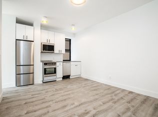 30-44 32nd St #CB4, Astoria, NY 11102