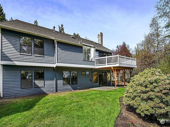 5th image of 2735 NW Pine Cone Drive