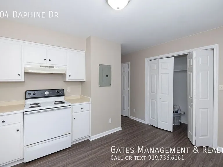 104 Daphine Dr — Photo 13