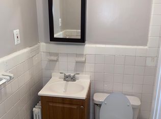 3060 30th St SE #11, Washington, DC 20020