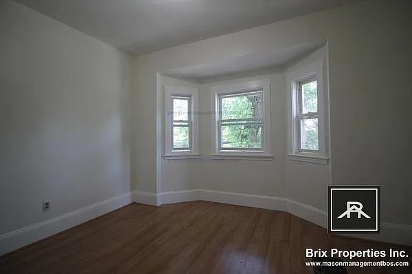 34 Mansfield St — Photo 16