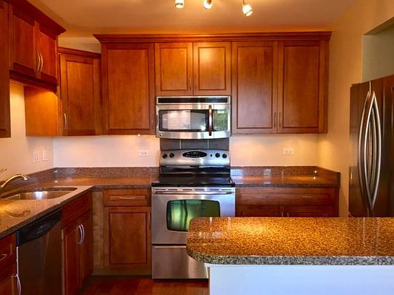4th image of 2626 N Lakeview Ave APT 512