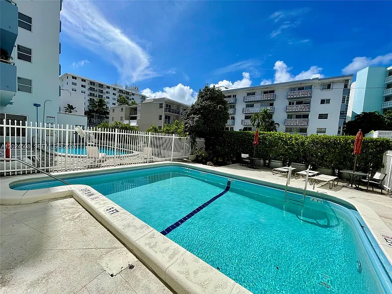 1670 Bay Rd #2B — Photo 13