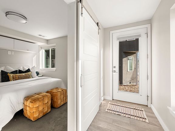 3rd image of 1551 W 43rd Ave #1