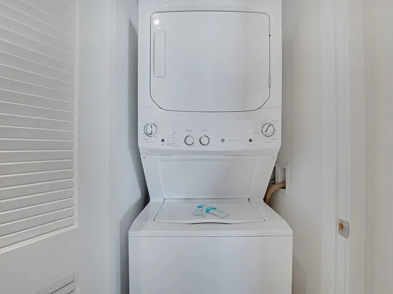 Washer/Dryer