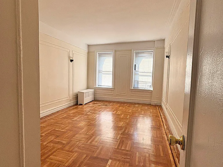 1793 Riverside Dr #6E — Photo 14