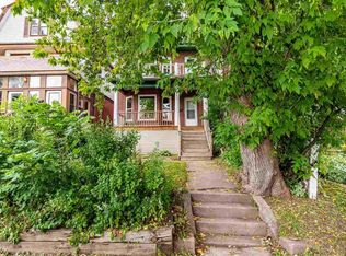 1025 E 5th St, Duluth, MN 55805