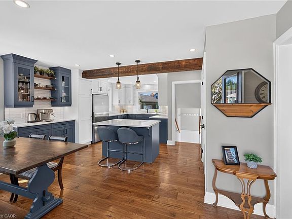 5th image of 10 Mulock Ave