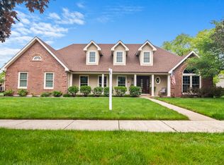 701 Arlington Ave, Naperville, IL 60565