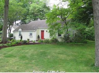 205 Halladay Ave, Suffield, CT 06078