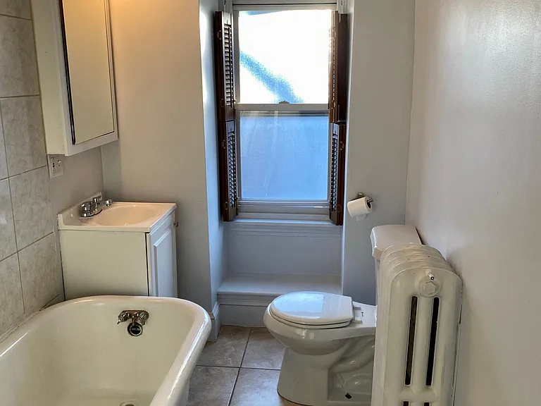 504 E Johnson St #3 — Photo 14