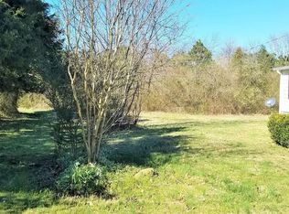 1150 Old Charlotte Rd, White Bluff, TN 37187