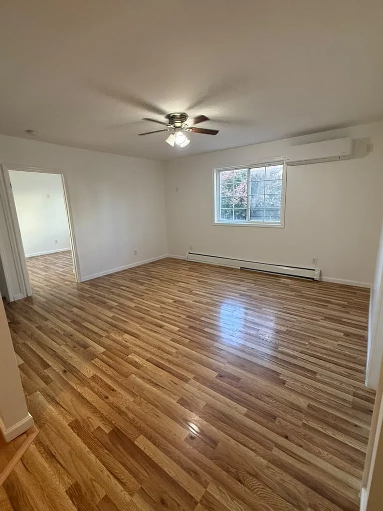 206 Wilson Avenue — Photo 4