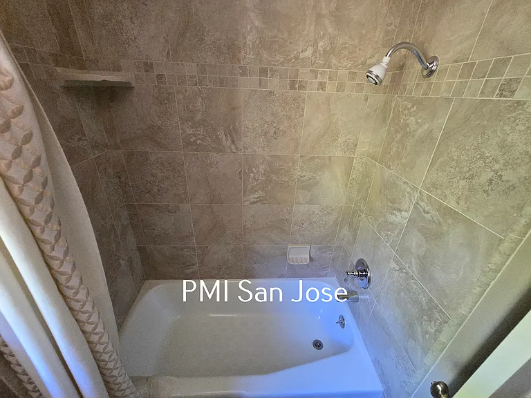 900 Susan Ct — Photo 20