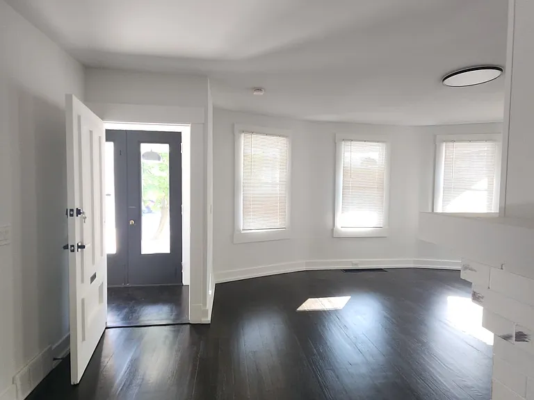 622 Whalley Ave — Photo 21