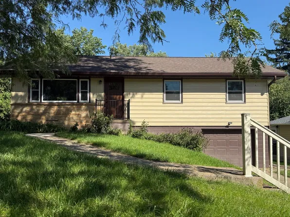1618 Farnam St, Harlan, IA 51537