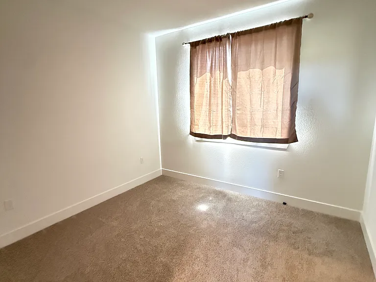 3022 Bosworth St — Photo 21
