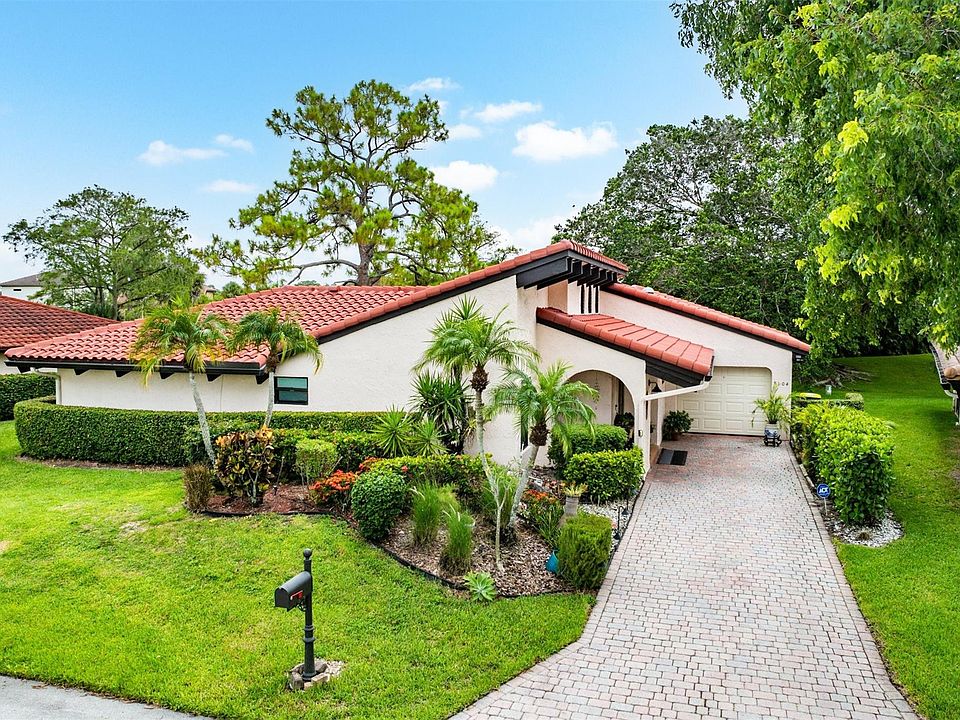 1st image of 8104 Pine Circle #8104