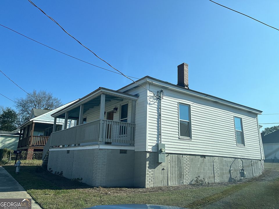 1st image of 14 Hazel St
