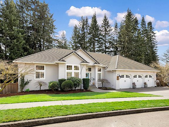 2nd image of 4307 NE 139th St