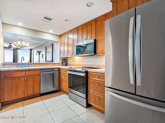 5th image of 1175 Highway A1a APT 707