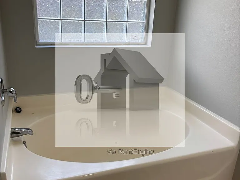 1068 Joaquin Rd — Photo 17