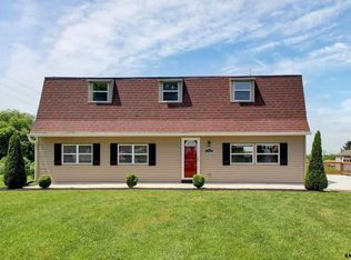 2052 Noss Rd, York, PA 17408