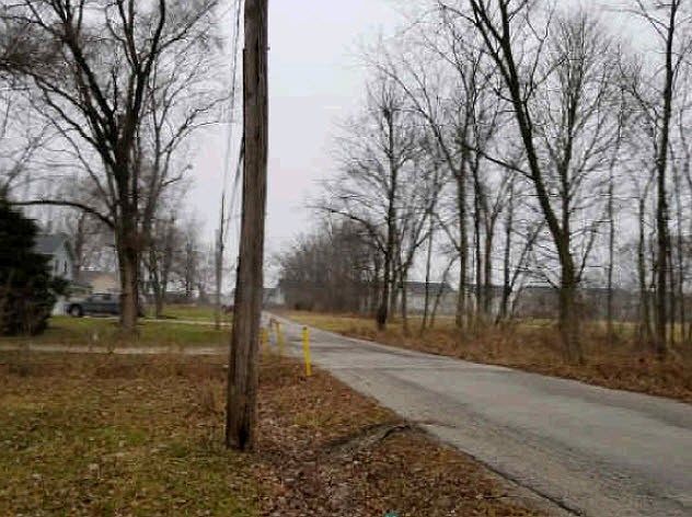 2nd image of 970 Becker Rd