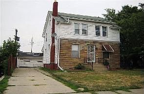 2nd image of 18513 Pawnee Ave