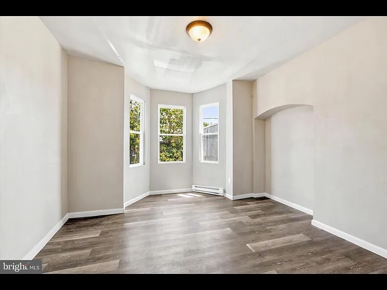 3114 Custer St #1 — Photo 5