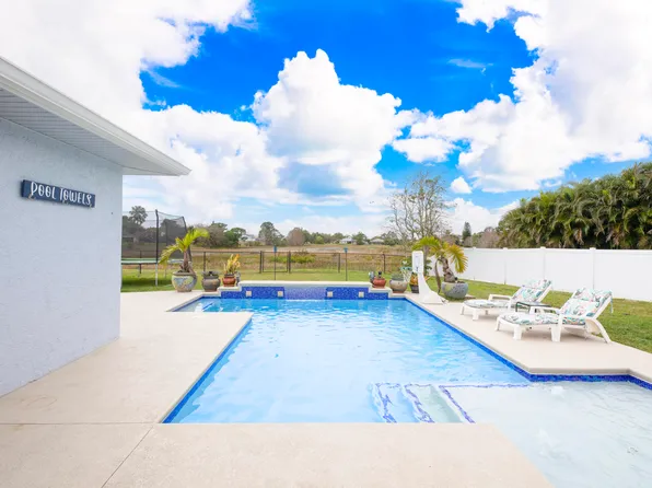 5199 NW Rugby Drive, Port St Lucie, FL 34983