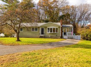 7 Dover Cir, Hudson, MA 01749