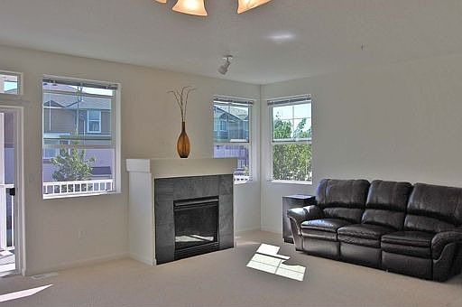 2nd image of 15390 SW Mallard Dr Suite 101