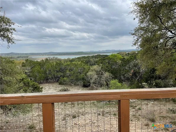 1221 Hallmark, Canyon Lake, TX 78133