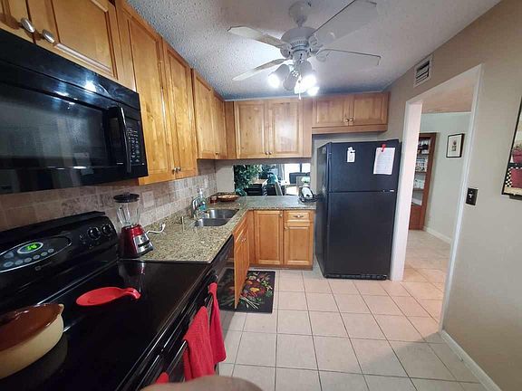 5th image of 1401 N Riverside Drive #1206