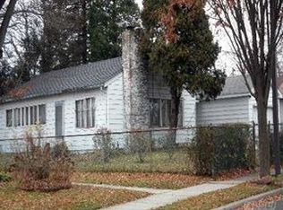 5 Raynham Dr, Syosset, NY 11791